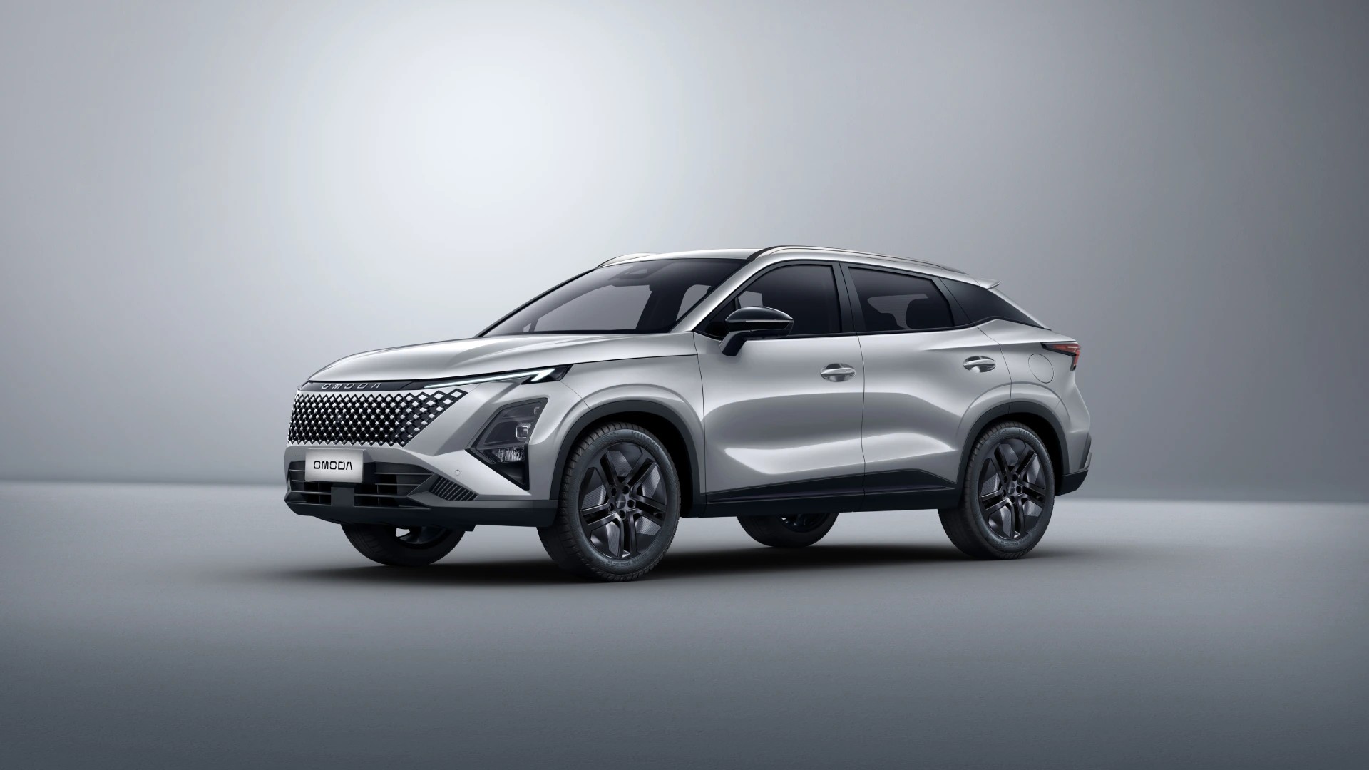 Omoda 5 Gümüş